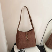 Large Capacity Underarm Bucket Bag .