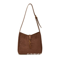 Large Capacity Underarm Bucket Bag .