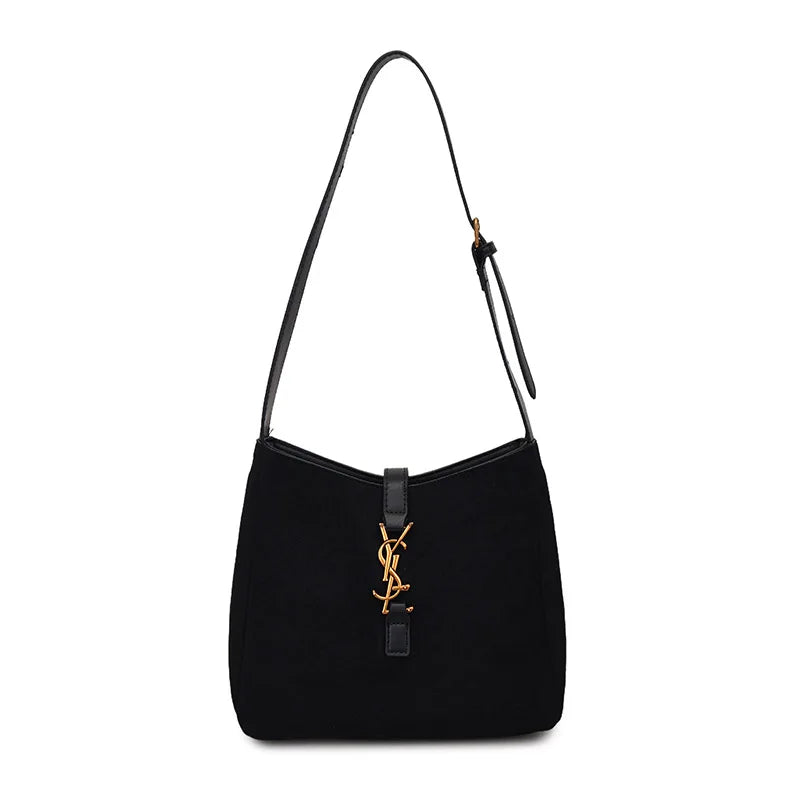 Large Capacity Underarm Bucket Bag .